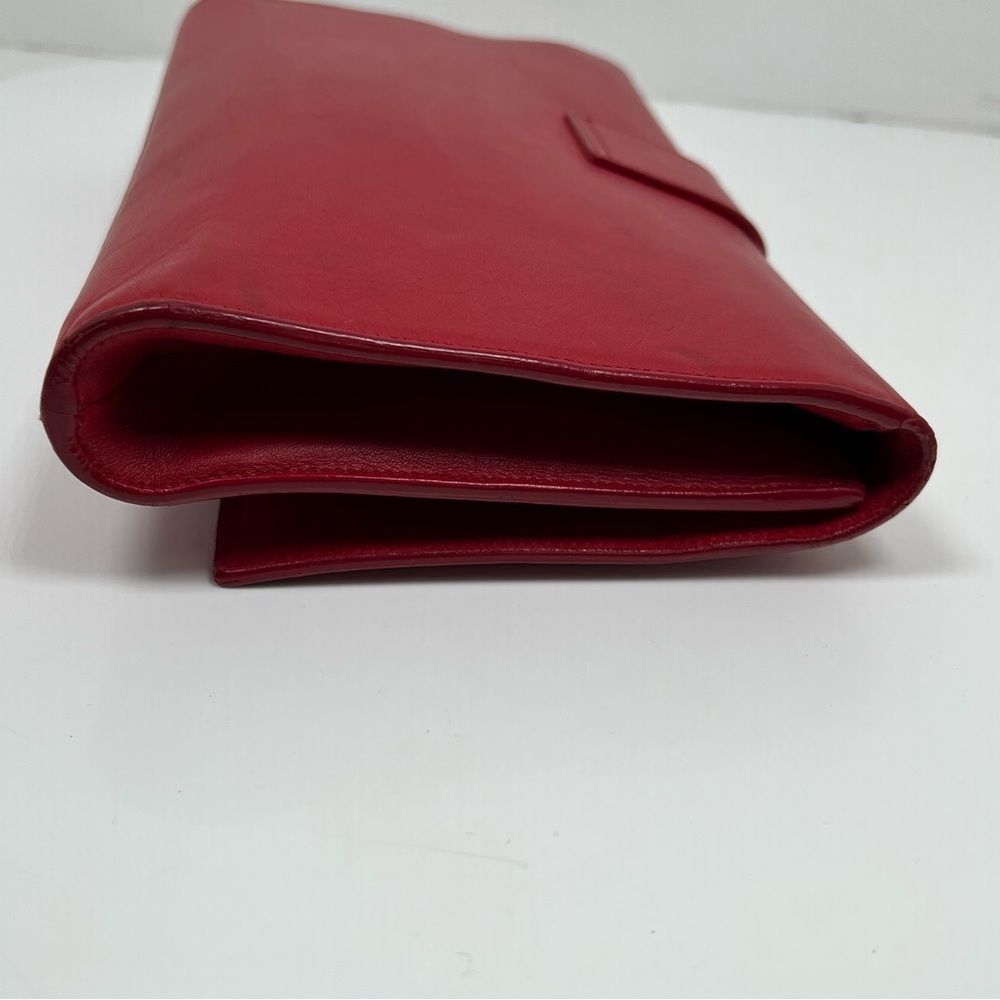 Yves Saint Laurent Clutch Bag Red Leather Gold Hardware - Picture 4 of 13